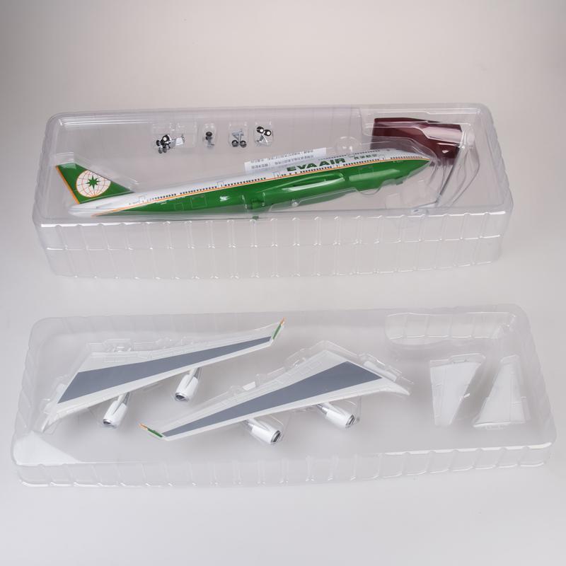 1:150 Taiwan Eva Air Boeing 747 Airplane Model 18” Decoration & Gift - Image 9