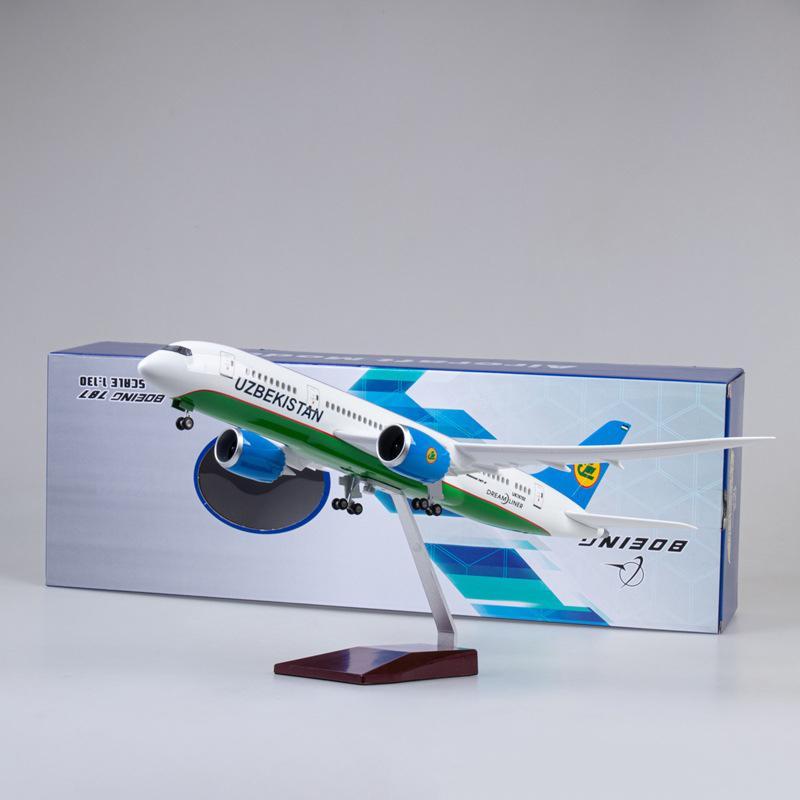 1:130 Uzbekistan Airways Boeing 787 Airplane Model 18” Decoration & Gift (LED) - Image 3