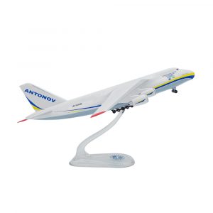 1:400 Antonov/Антонов AN-124 Transport Aircraft Model