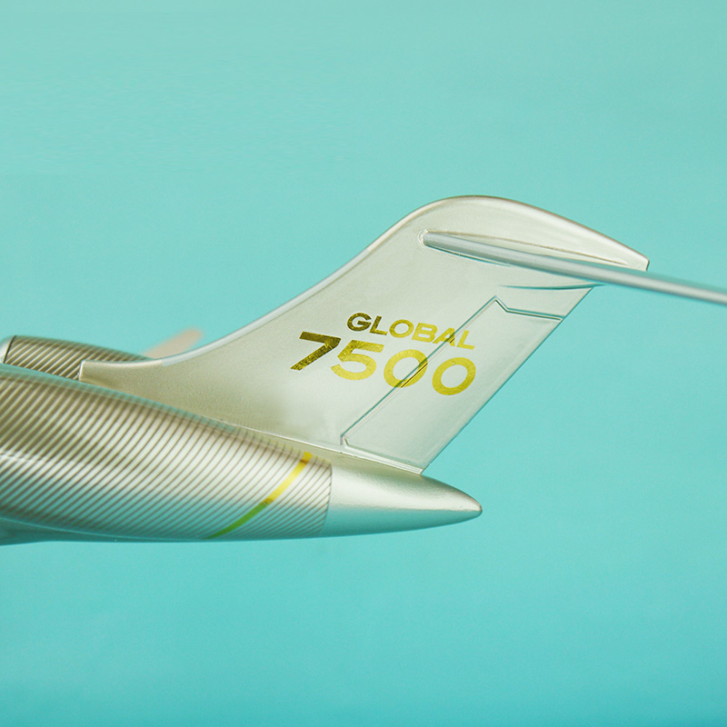 1:72 Bombardier Global 7500 Business Jet Model Airplane - Image 3