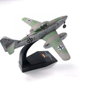 1:72 Simulation Model Of German Jet Fighter Me-262 In World War Ii