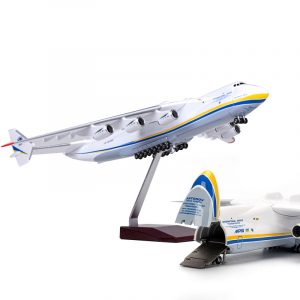1:200 Commemorate Antonov An-225 Transport Aircraft
