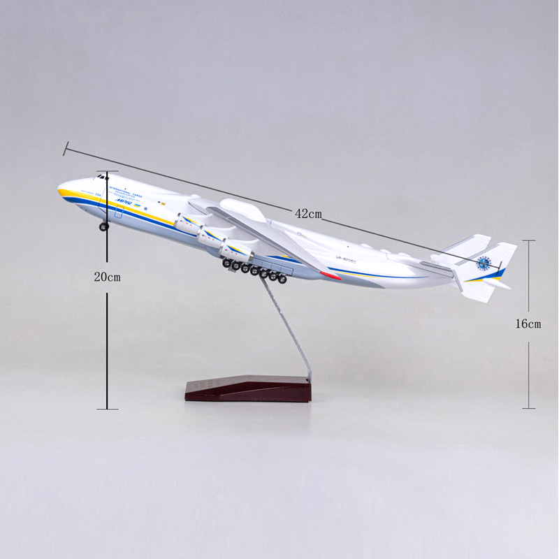 1:200 Commemorate Antonov An-225 Transport Aircraft