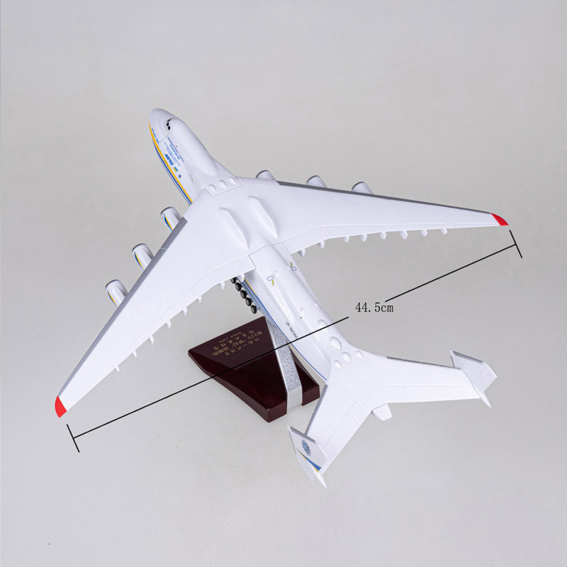 1:200 Commemorate Antonov An-225 Transport Aircraft