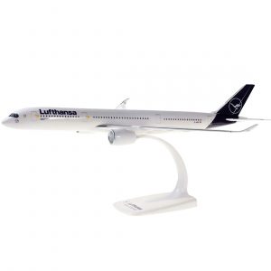 Lufthansa-Airbus-A350-900-Airplane-Model