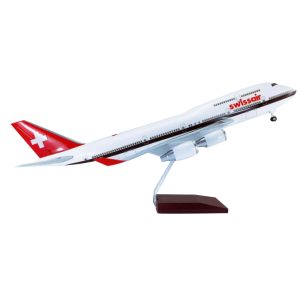 1:150 SwissAir Boeing 747 Airplane Model
