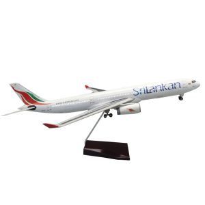 1:135 Sri Lankan Airlines A330 Airplane Model